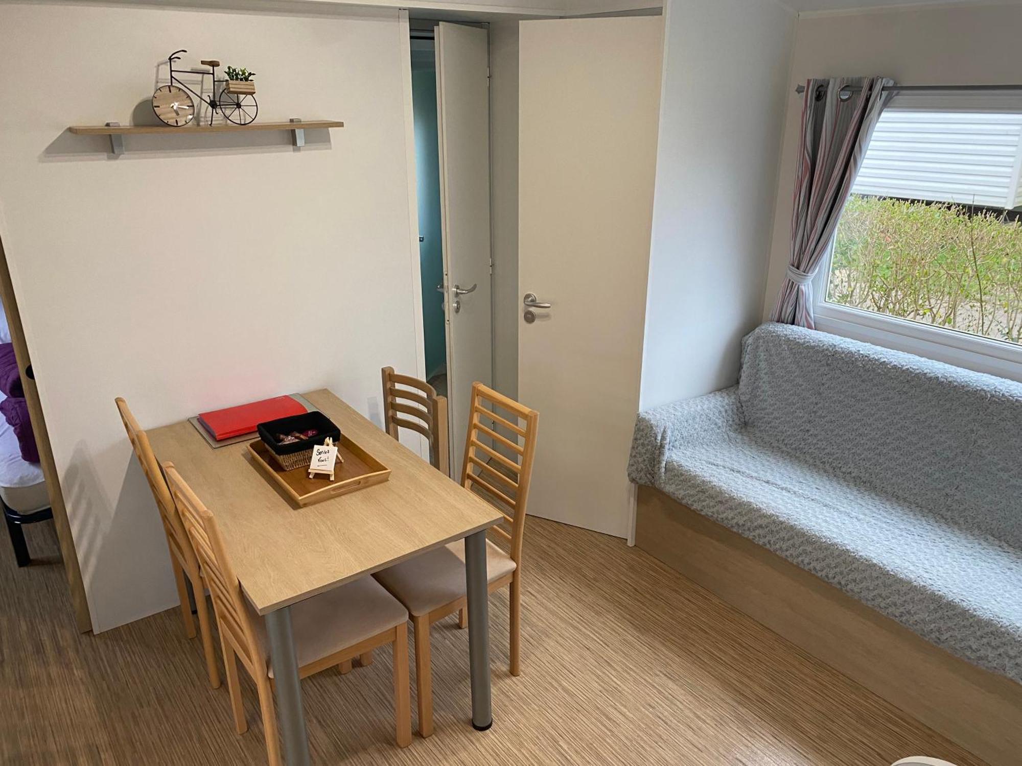 Mobil Home Tout Confort Ideal Pour 4 Personnes Dans Le Domaine De Dugny Camping 4 Etoiles, Proche De Blois, Du Zoo De Beauval Et Des Chateaux De La Loire 翁赞 外观 照片